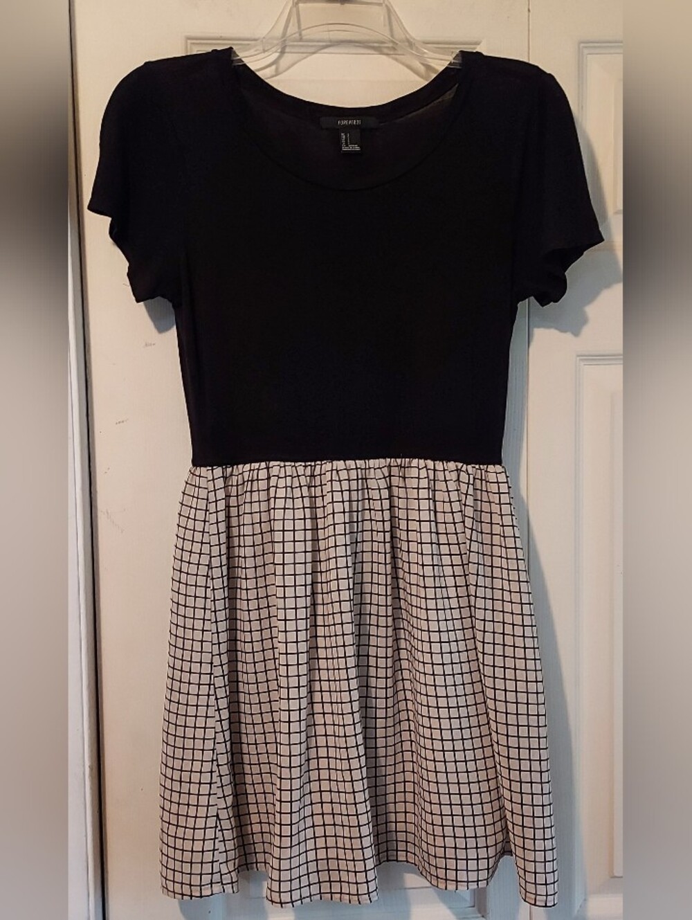 Forever 21 Combo Dress Black Short Sleeve Top Flowy Beige Grid Skirt Small